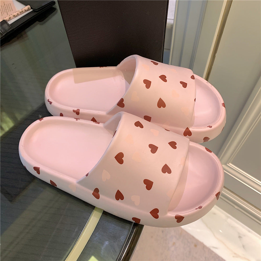 Women’s slippers with heart details, open-toe design